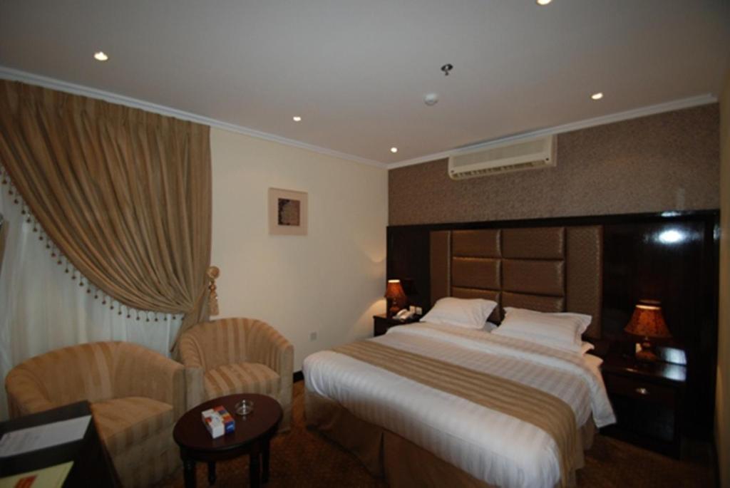 Al Waha Hotel Jeddah Bilik gambar